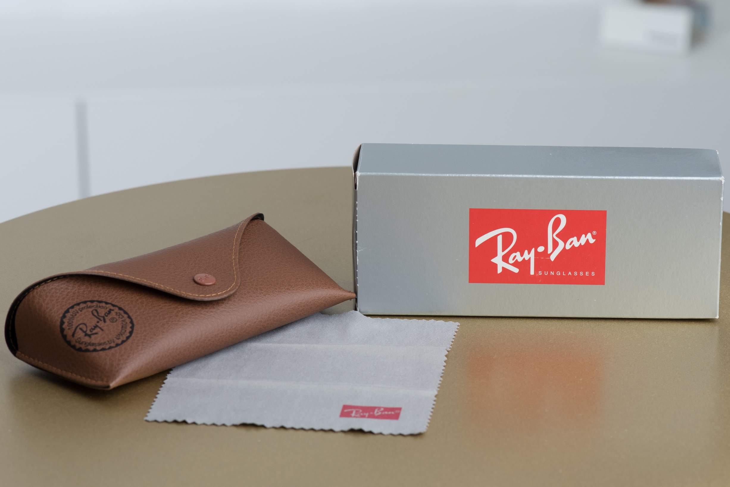 Trusa originala completa pentru ochelari Ray-Ban